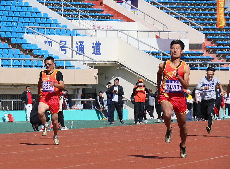 追求卓越，奮勇爭先，聯(lián)橋集團(tuán)在高新區(qū)第九屆運(yùn)動(dòng)會(huì)上精彩綻放 奪得團(tuán)體亞軍(圖11)